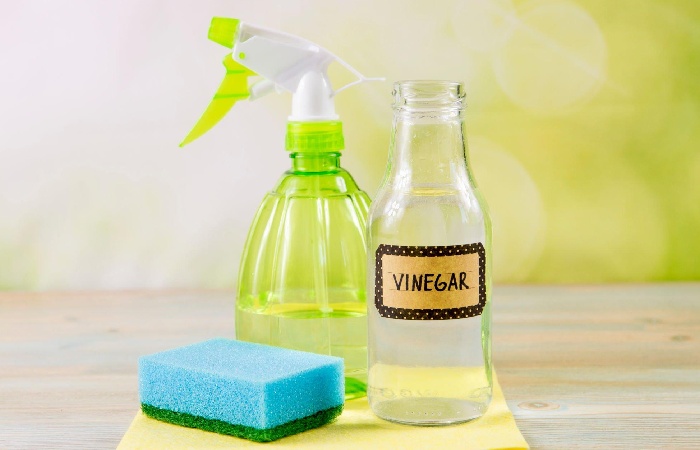 Baking Soda With Vinegar