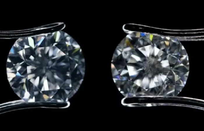 Digging Deepe­r into Clarity Grade Diamond